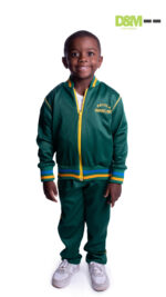 Calça felpada do uniforme da Escola Amarelinha em Bicas