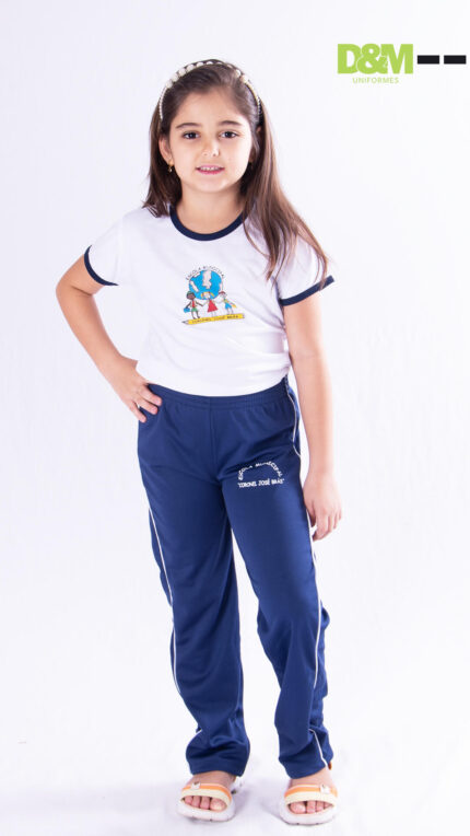 Calça do uniforme escolar da Escola Coronel José Brás em São João Nepomuceno