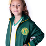 Casaco felpado da Escola Elitte em Bicas