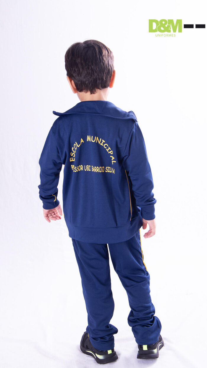 Calça promocional da escola UBI Barroso em São João Nepomuceno.